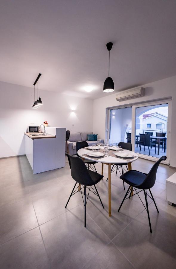 Apartmani Villa Zora Lopar Exterior foto