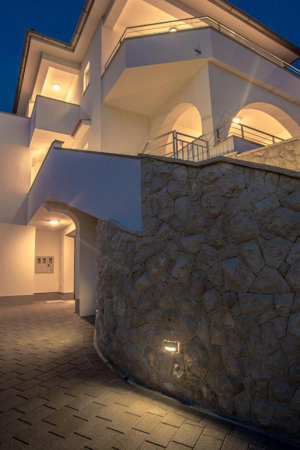 Apartmani Villa Zora Lopar Exterior foto