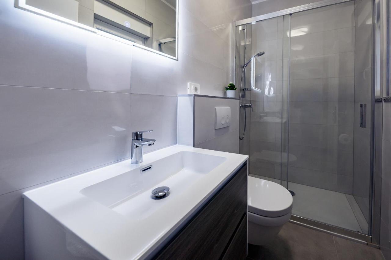 Apartmani Villa Zora Lopar Exterior foto