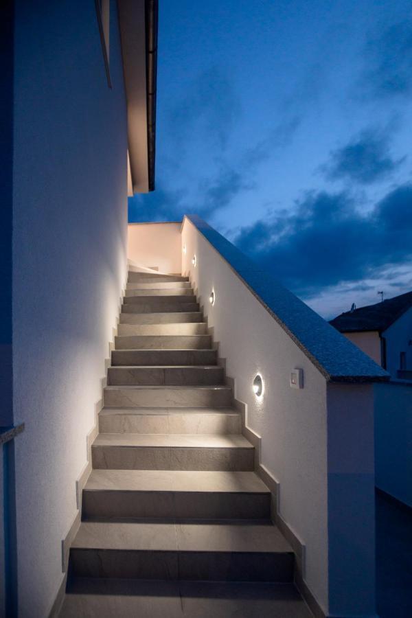 Apartmani Villa Zora Lopar Exterior foto